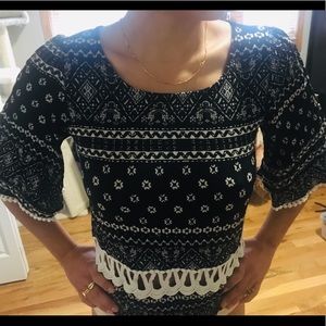 Vintage inspired boho top. Size S. Flattering fit.